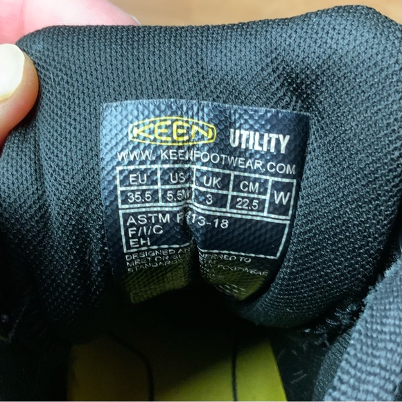 Keen Women's 5.5 Vista Energy Mid Carbon Fiber Toe EH Slip Resistant Work Boot - Picture 12 of 15